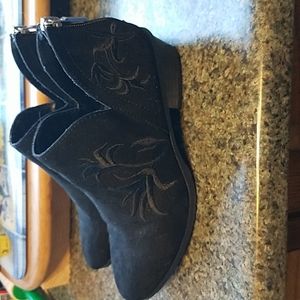 COPY - Womans Ankle Boots 6.Bass